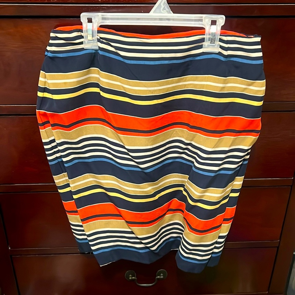 Jones New York Stripped Skirt (size 12)